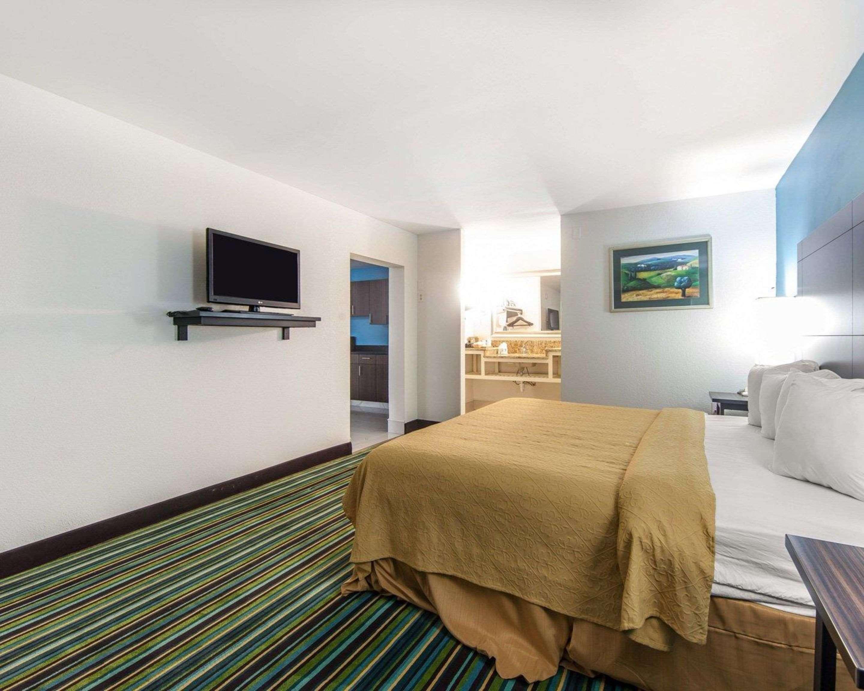 Quality Inn & Suites Jasper Buitenkant foto