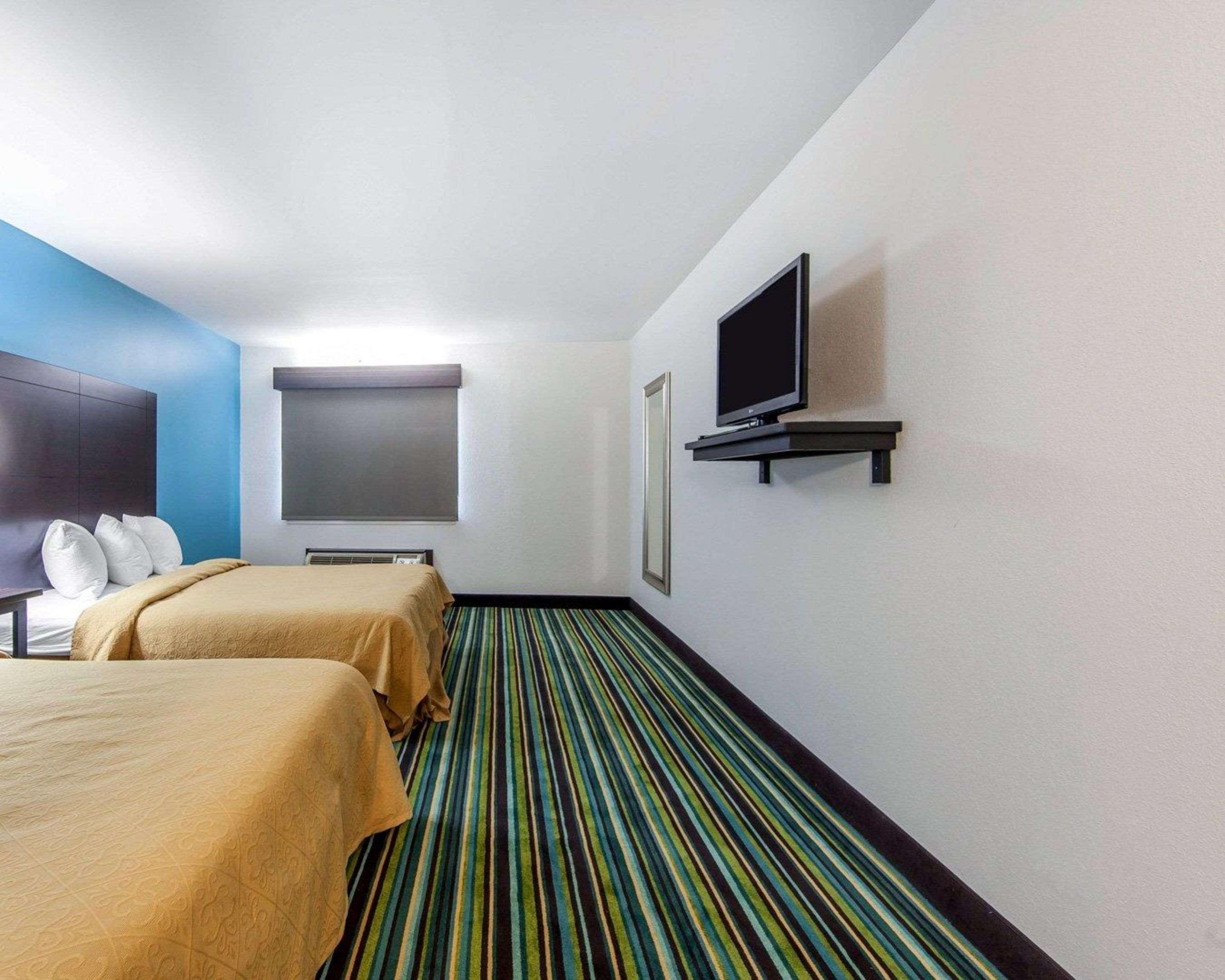 Quality Inn & Suites Jasper Buitenkant foto