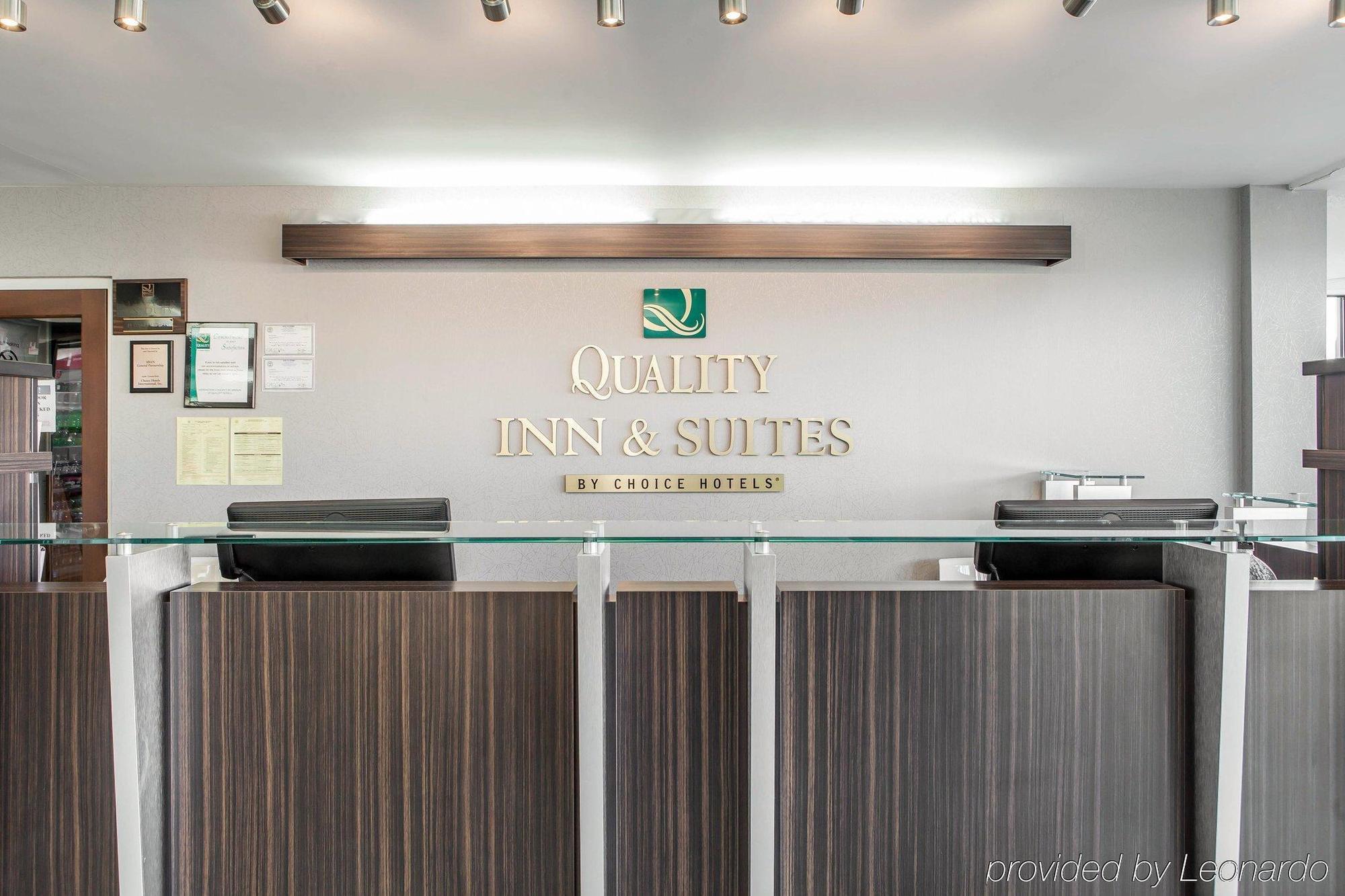 Quality Inn & Suites Jasper Buitenkant foto
